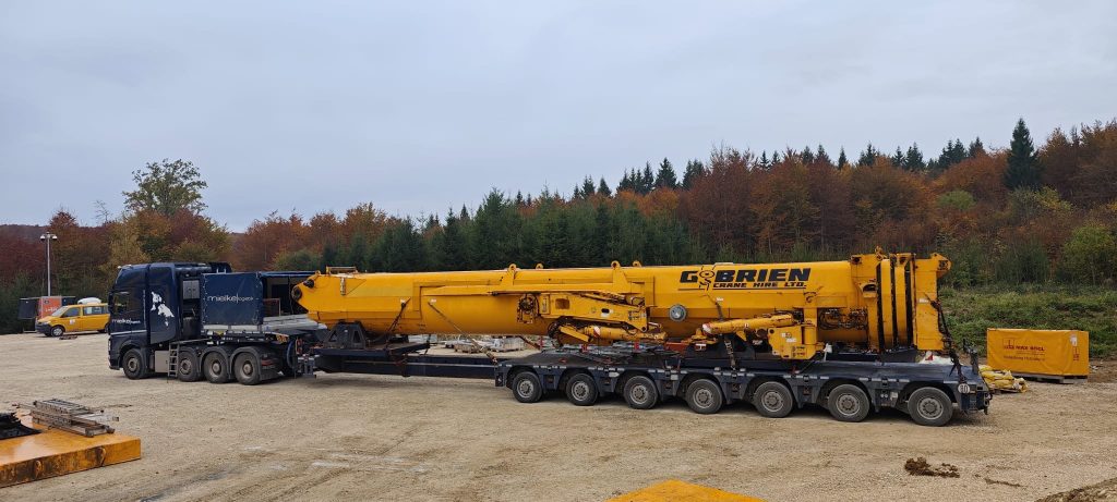 Mielke Logistik Semitieflader Krantransport