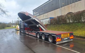 Spezialtransport mit unserem Schräglader