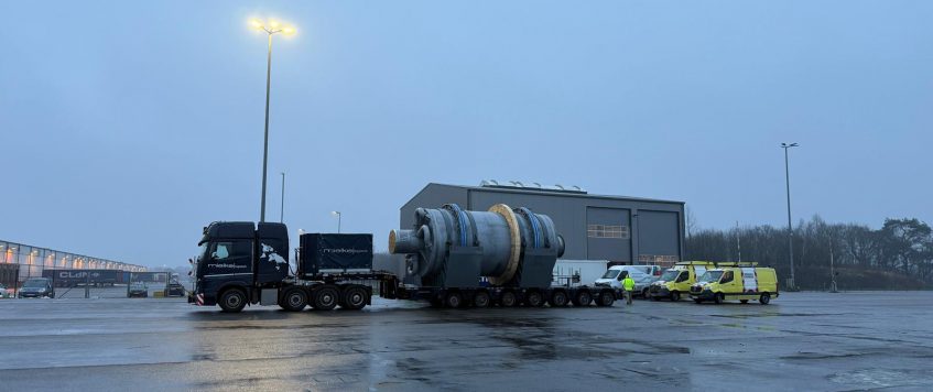 Schwertransport Mielke Logistik in die USA (1)