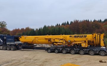 Semitieflader Transport Kran